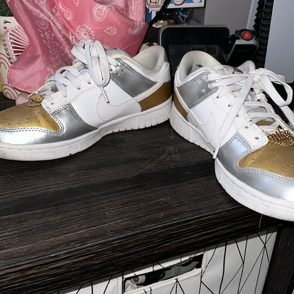 Nike Dunks - Picture 7 of 8